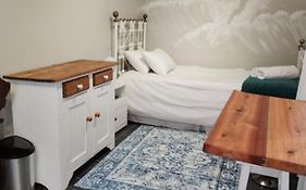 Serendipity Guesthouse